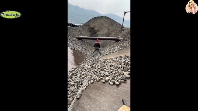 Строительство, разгрузка баржи смотреть онлайн