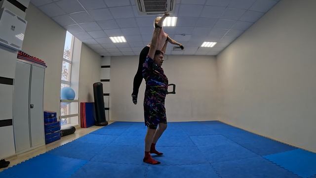 2026-01-04, (7), ZOUK, fitness, LeraLEO, ValeSTAR, Exhibition, Show, Dance, GX011608