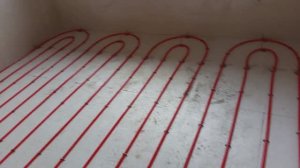 Делали водяной тёплый пол .