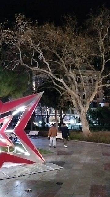 Ялта вечерняя. Набережная. 4января 2026 год. смотреть онлайн