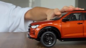 Марк не ожидал такой детализации в масштабе Isuzu DMax 1_18