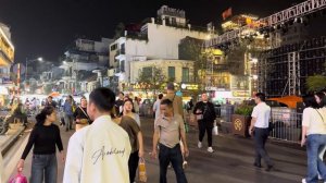 Вьетнамский Ханой на Рождество яркие улицы и сумасшедшая атмосфера 🎄