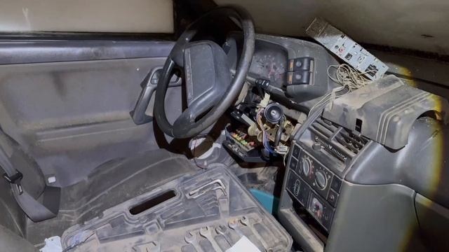 Моя машинка под снежком, скоро будем восстанавливать смотреть онлайн