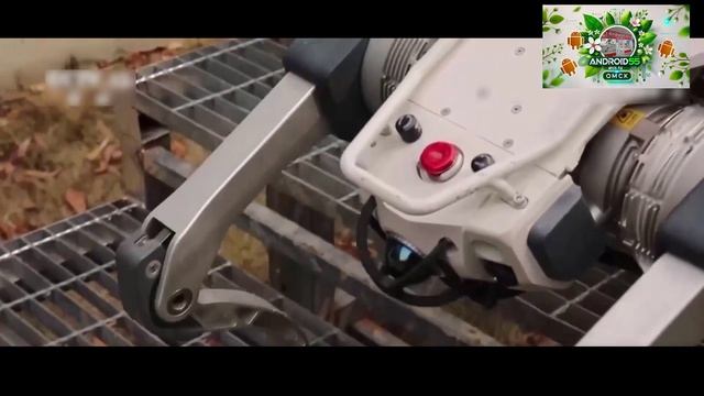 Домашний робот-собака снова модернизирован😎 смотреть онлайн