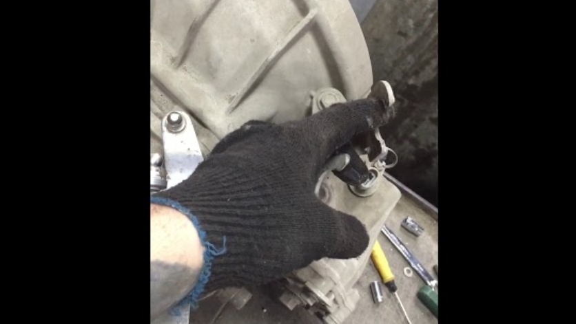 Причина плохого включения передач на Ладе Гранте смотреть онлайн