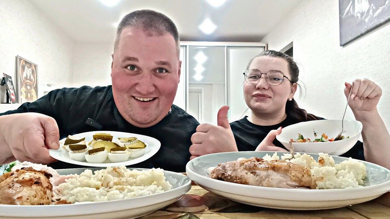 МУКБАНГ КУРИЦА жареная и рис / ОБЖОР салат с тунцом, жареная курица, яйца / MUKBANG ASMR смотреть онлайн