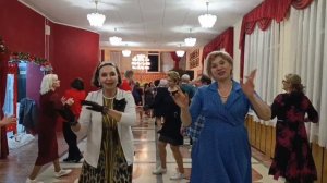 3 января.Вишня алая спелая...