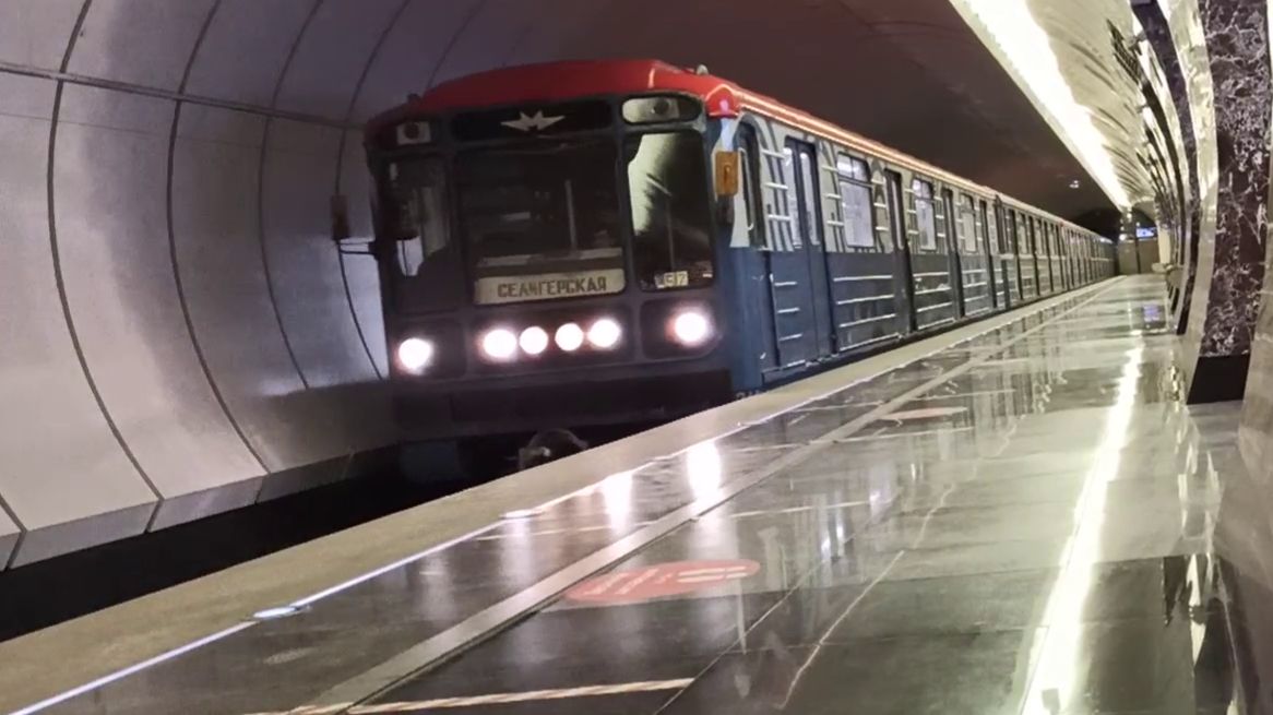 Архивное видео подборка Метро Москвы 2020 год станции и метропоезд смотреть онлайн