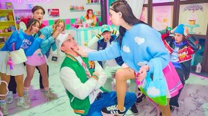 ПОВТОРИЛА ФИШКУ ДИАНЫ. ДЕВОЧКИ РЕШИЛИ СТАТЬ ДЕРЗКИМИ.