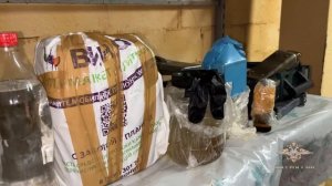 В Дмитрове полицейские раскрыли кражу оружия, обнаружив при этом крупный арсенал и партию наркотиков