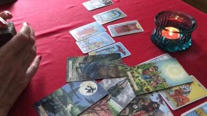 Что он почувствует, если увидит вас снова? Гадание Таро