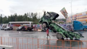 на шоу каскадёров