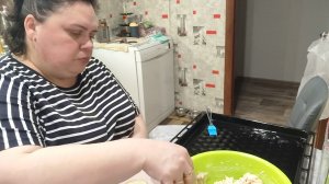 Хлопочем к дороге. Веточки пихтовые. Вечерняя прогулка.  Простой и вкусный ужин. Бутерброды горячие.