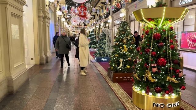 Рождественские прогулки по Москве свет огней и праздничная тишина ✨🚶♂️ смотреть онлайн