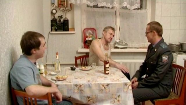 Глухарь. Девушка попросила Сергея выгнать из ее квартиры двух человек которые к ней домогаются смотреть онлайн