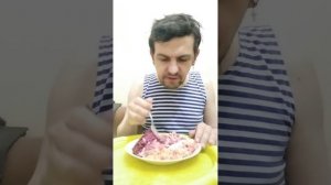 Обжор мукбанг / селёдка под шубой