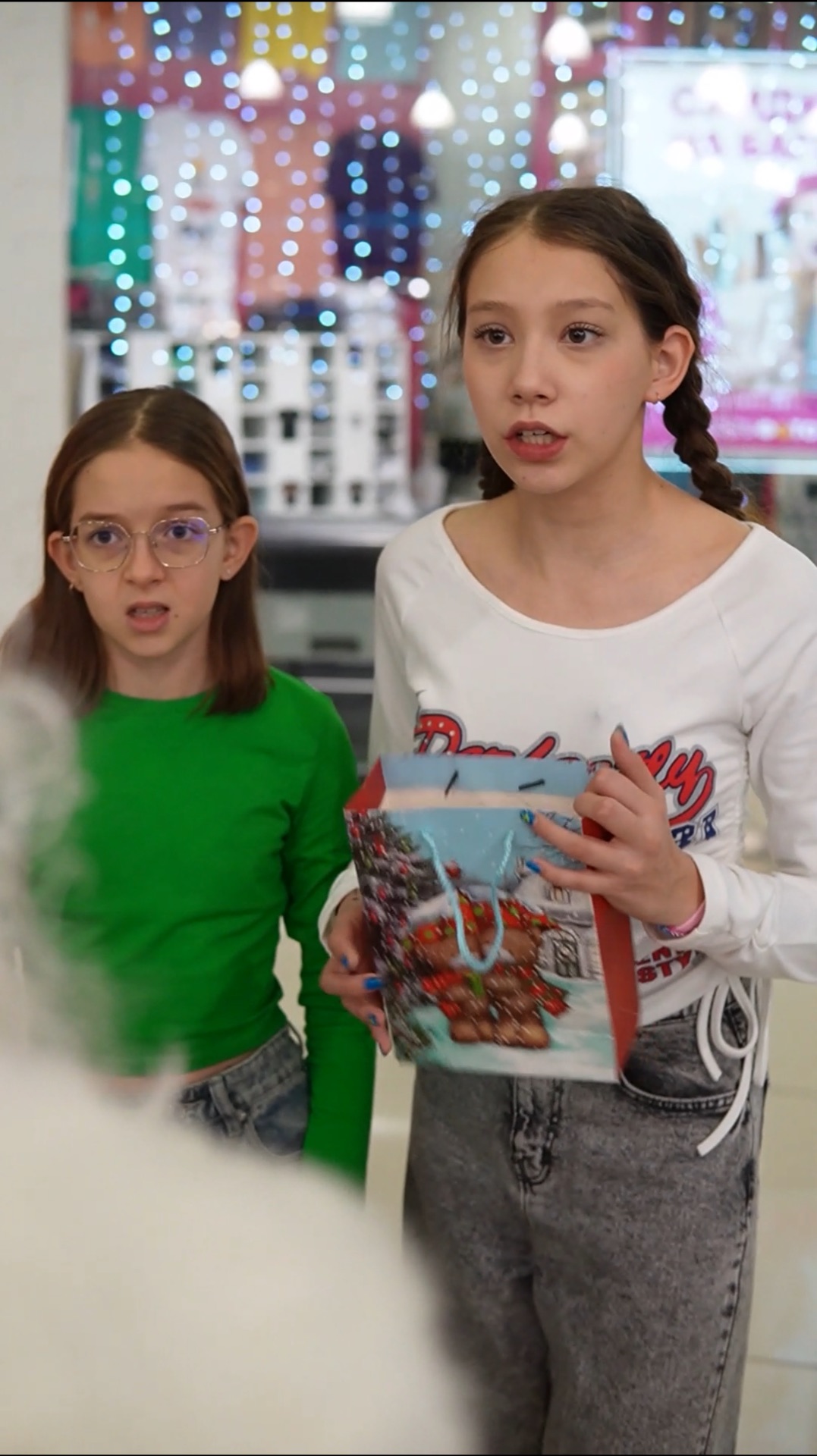 Дед Мороз завставляет учить стихи? смотреть онлайн