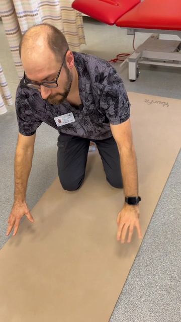 Три упражнения при защемлении седалищного нерва смотреть онлайн