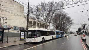 Пять пассажиров пострадали в ДТП с двумя автобусами и троллейбусом в Симферополе