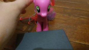 ПРИВЕТ!!! |я снимаю млп по типу пони лагерь и школа номер 20 надеюсь подружимся!