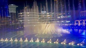 Новый вид на Дубайский фонтан. Шоу на Бурдж Халифа.