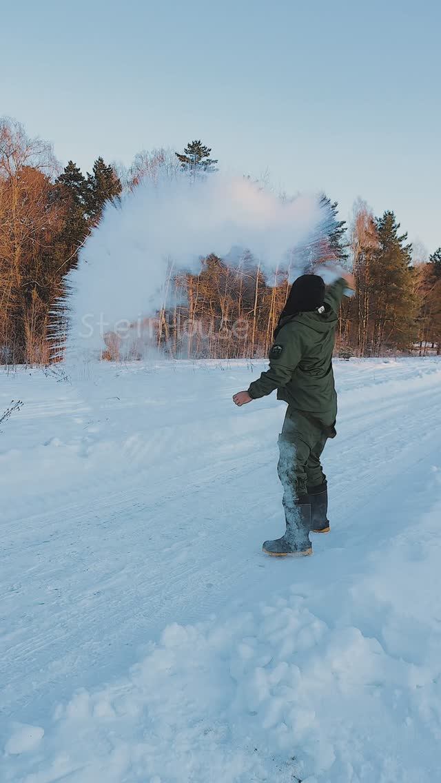 Удивительный эффект - Кипяток на морозе смотреть онлайн
