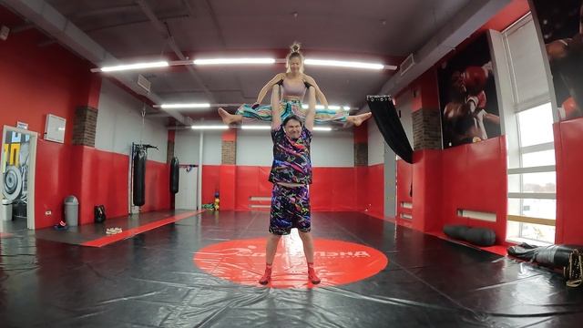 2026-01-05, (12), ZOUK, fitness, Father★STAR, Vale★STAR, Exhibition, Show, Dance, GX011623