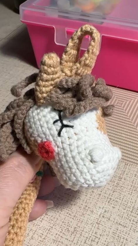 Упаковка заказа и ожидание отзыва...