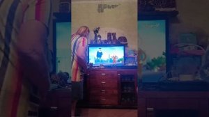 Снимаю с братлм видос.