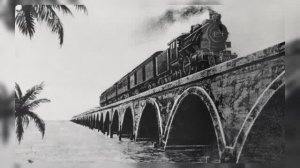 Поезд ЕДЕТ ПО ВОДЕ! Безумие официальной Ционо из тори - и :)))