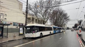 Два автобуса и троллейбус столкнулись в Симферополе, пятеро пострадали