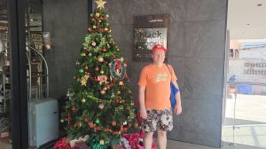 Новогодний проход от отеля Blackwoods Паттайя до пляжа ⛱️