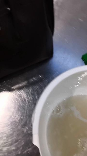 Не химчистка а биочистка больше  masterbiochistki.ru