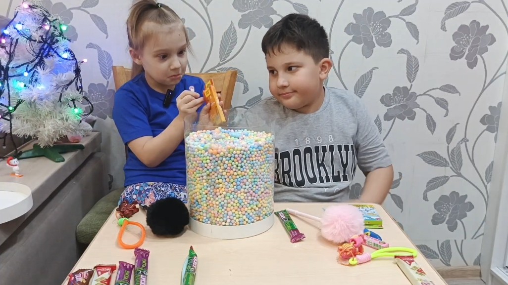 Долгожданный СЮРПРИЗ для Миры и Степана + мои Новогодние подарки VLOG смотреть онлайн