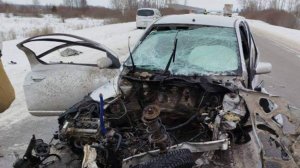 Два человека погибли и трое пострадали в ДТП на трассе в Башкирии