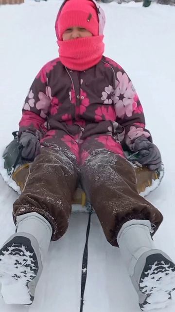 катаем девченок на мотобуксировщике смотреть онлайн