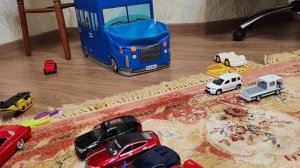 битва человека-паука против Венома