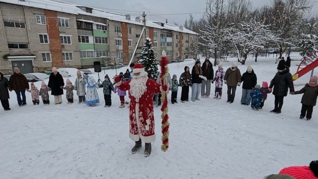 Праздник детям нашего двора смотреть онлайн