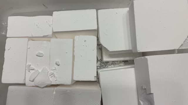 АСМР!!! Хрустящий серебристый снежок смотреть онлайн