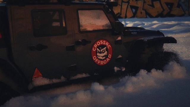 Тяжёлый снег на бездорожье RC Jeep Gladiator Crossrc EMO X4 Северная зима смотреть онлайн