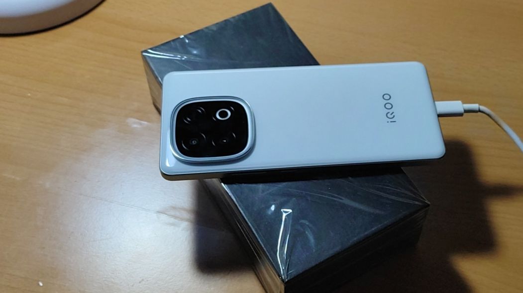 КУПИЛ IQOO Z10 TURBO PRO CN В ЯНВАРЕ 2025 ГОДА ЗА 20 000Р !? // СТОИТ ЛИ ПОКУПАТЬ !? смотреть онлайн