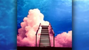 В небесах перламутрово-голубых (1)