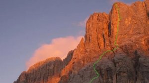 К вершине ( Ты идёшь по кромке ледника)