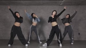 VVUP-'Doo Doom Chit' dance practice mirrored
