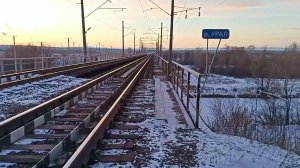 Магнитогорск, окраина промзоны и железнодорожная ветка по мосту через реку Урал (27.11.2021)