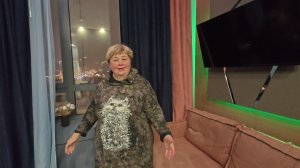 Я очень расстроилась  когда мы потерялись в Москве. Рум тур нашего жилья.