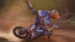 Падения на спец участках в Мото Эндуро