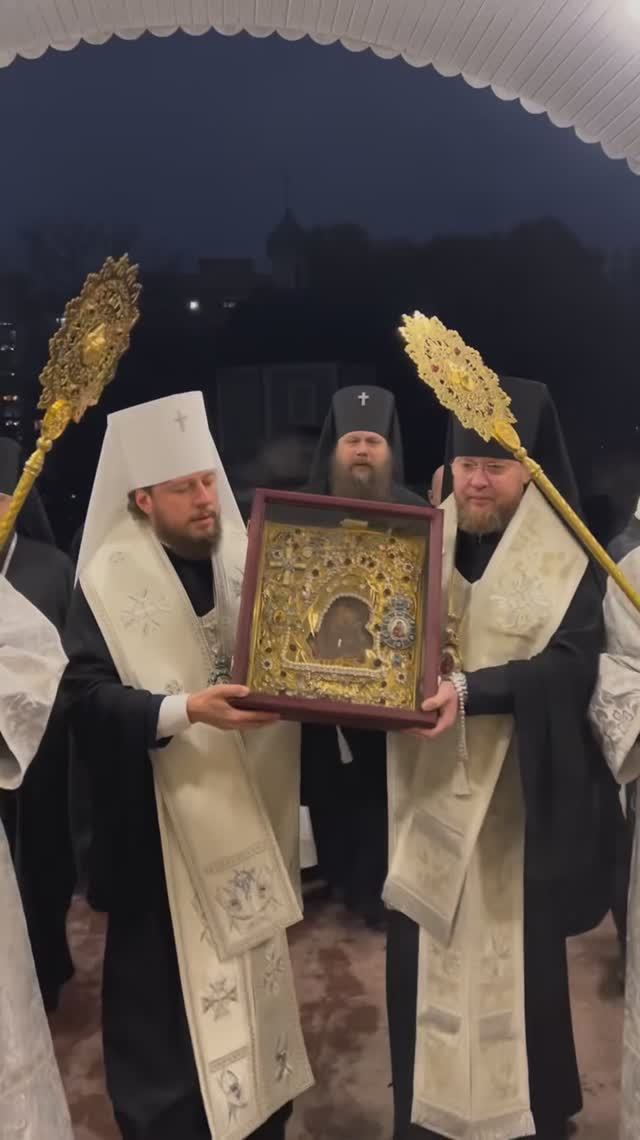 Лжесвятость - это почитание икон и лобзание мощей. Пророчество #пророчество #откровение #православие смотреть онлайн