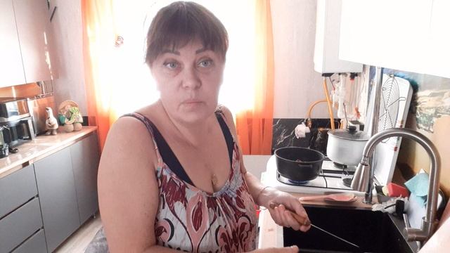 Жизнь в Деревне Нищий Миллионерши смотреть онлайн