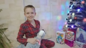 Новый год в кругу семьи / Счастливый ребенок /